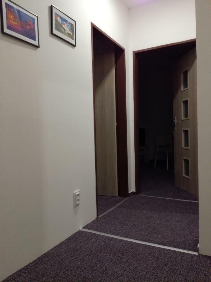 Apartman Prefa Benesov nad Ploucnici Екстериор снимка
