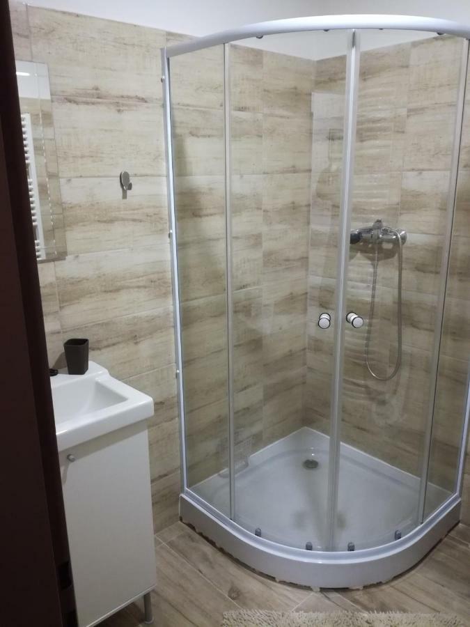 Apartman Prefa Benesov nad Ploucnici Екстериор снимка